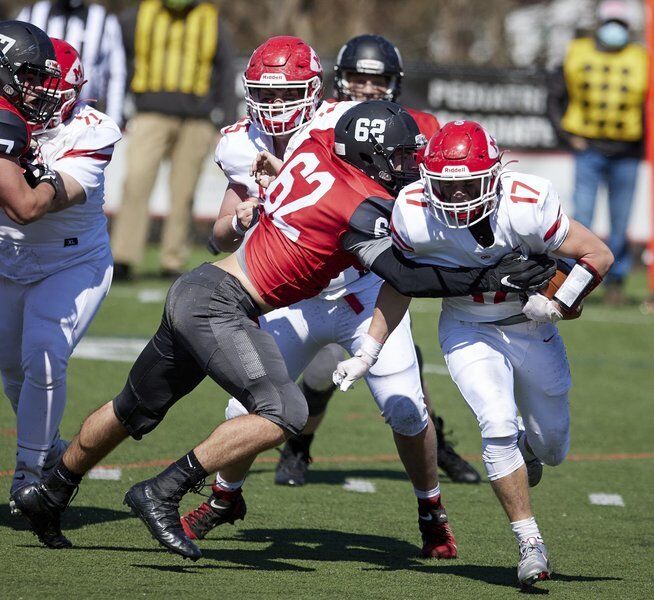Doody's 3 TD catches keep Marblehead unbeaten, give Rudloff 100th coaching win